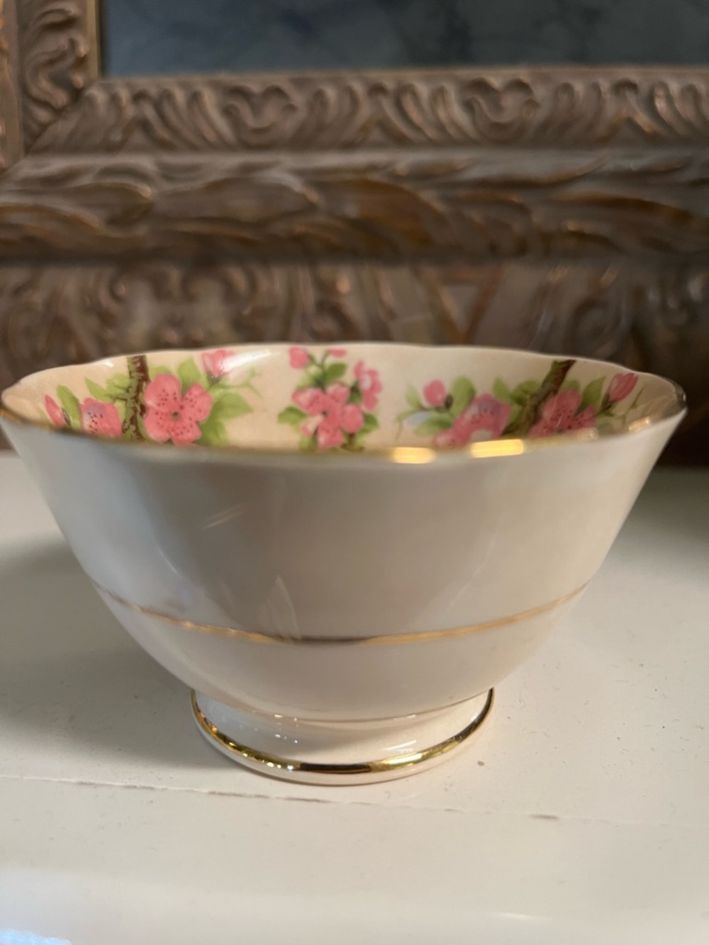 Vintage English Bone China sugar bowl.
Pink Cherry Blossom Pattern & Gold trim